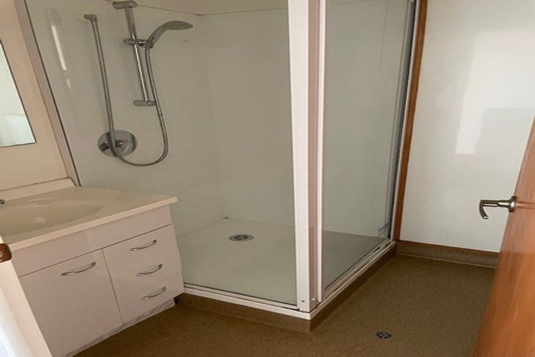 Photo of property in 935 Cumberland Street, North Dunedin, Dunedin, 9016