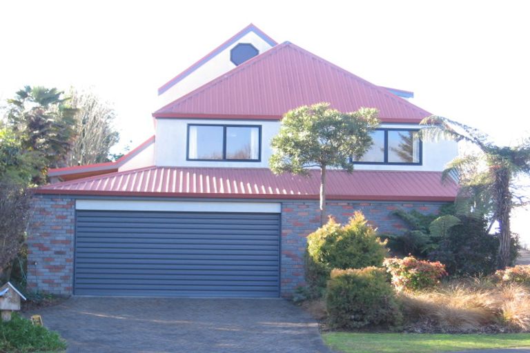 Photo of property in 75 Glen Lynne Avenue, Queenwood, Hamilton, 3210