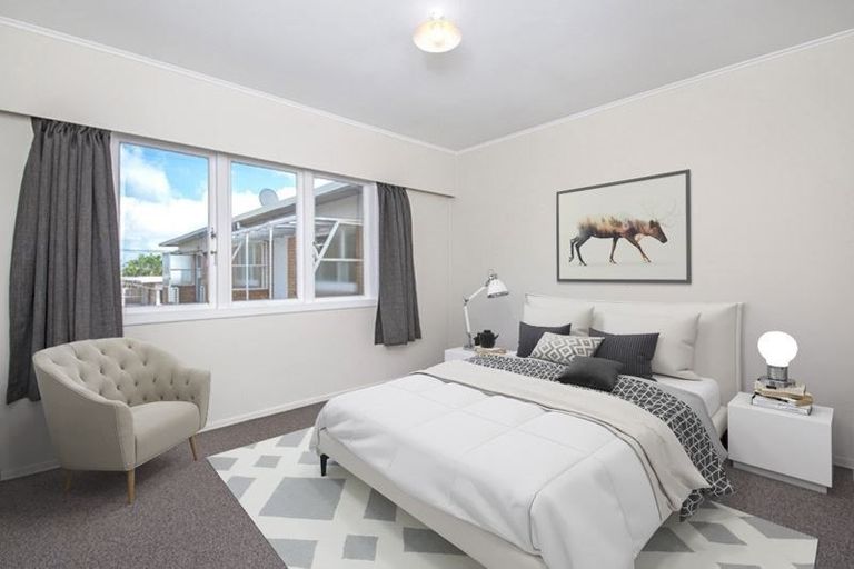 Photo of property in 1/33 Rodney Street, Howick, Auckland, 2014