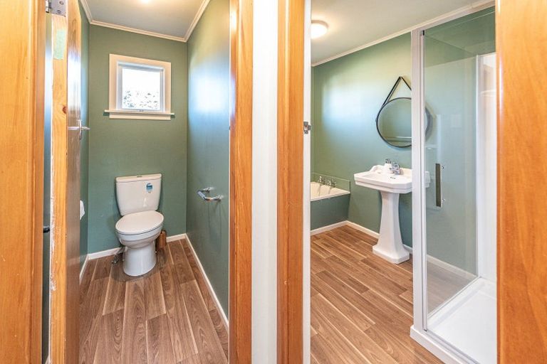 Photo of property in 10 Eaton Crescent, Otamatea, Whanganui, 4500