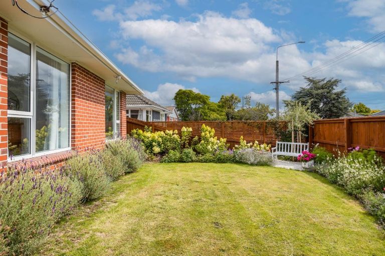Photo of property in 95 Kendal Avenue, Burnside, Christchurch, 8053