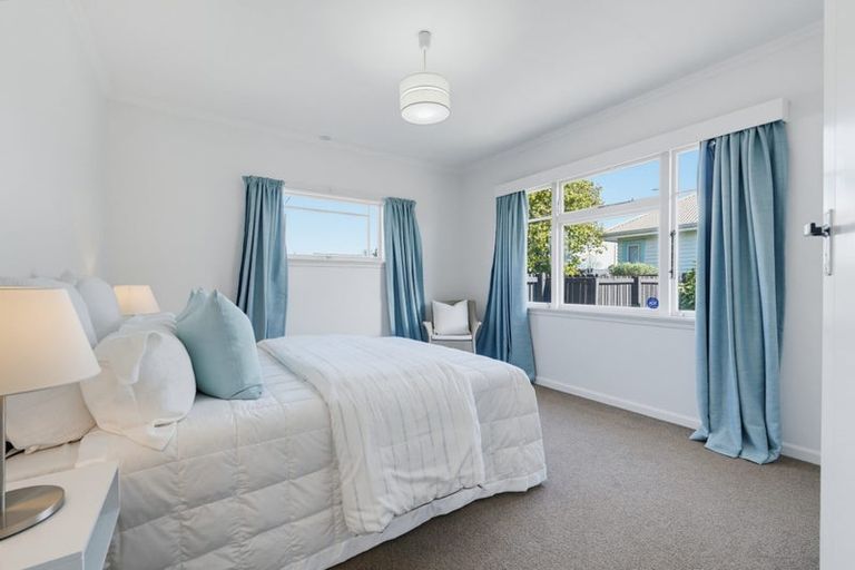 Photo of property in 1/98 Memorial Avenue, Ilam, Christchurch, 8053