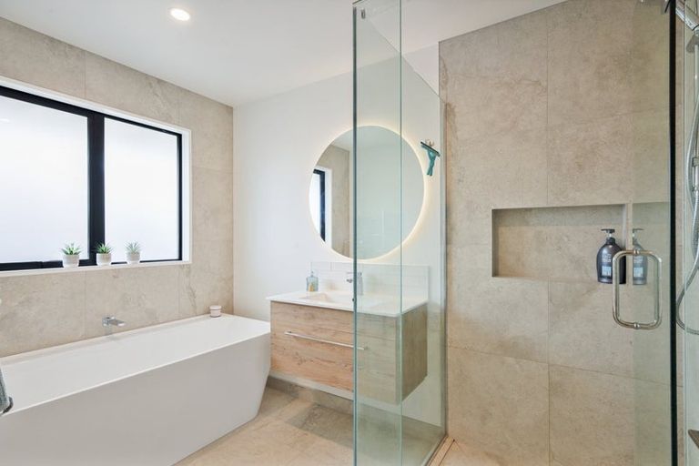 Photo of property in 16 Lusk Street, Rangiora, 7400