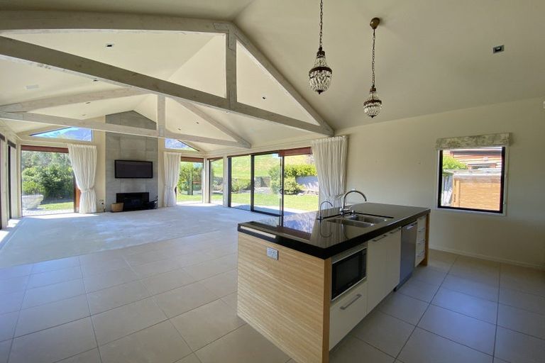 Photo of property in 7 Skye Lane, Jacks Point, Queenstown, 9371