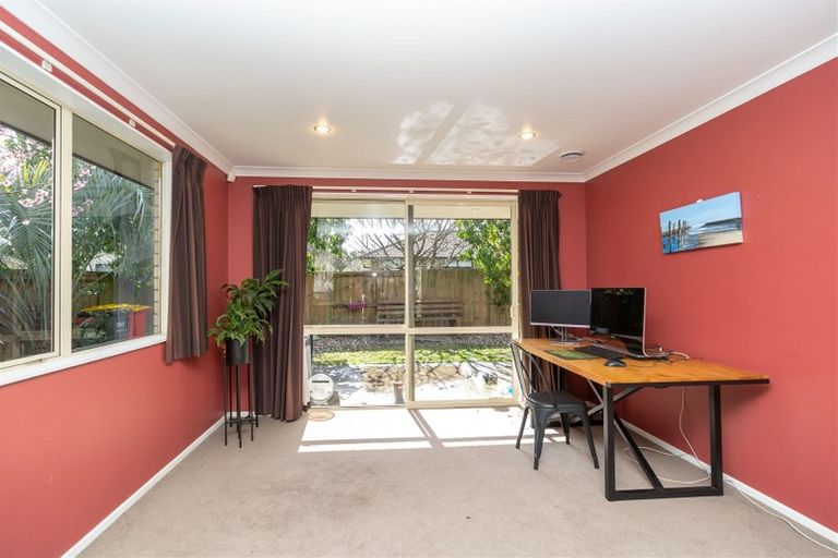 Photo of property in 62 Barrington Drive, Huntington, Hamilton, 3210