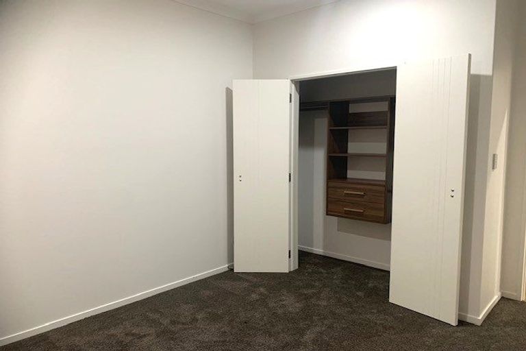 Photo of property in 3 Rossbeg Lane, Flat Bush, Auckland, 2019