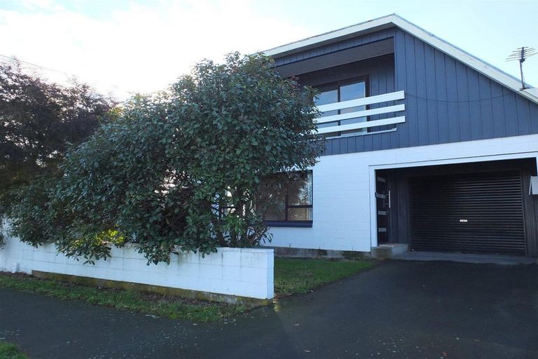 Photo of property in 526 Barbadoes Street, Edgeware, Christchurch, 8013