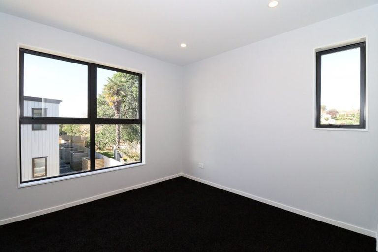 Photo of property in 4a Blue Gum Rise, Sunnyhills, Auckland, 2010