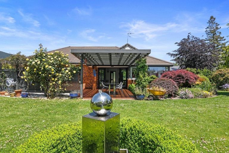 Photo of property in 11 Ardilea Avenue, Stoke, Nelson, 7011