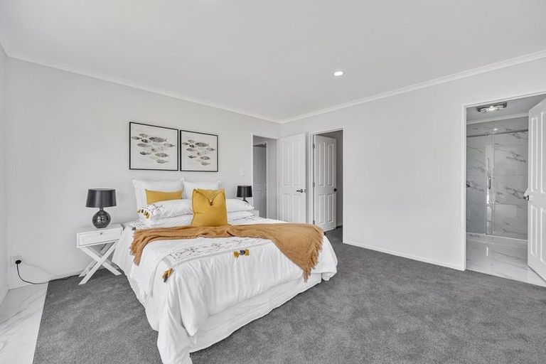 Photo of property in 60 Robert Ross Place, Clendon Park, Auckland, 2103