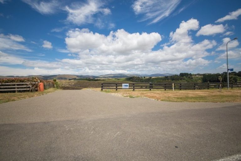 Photo of property in 42 Polson Hill Drive, Aokautere, 4471