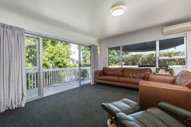 Photo of property in 37 Maude Street, Riverhead, 0820