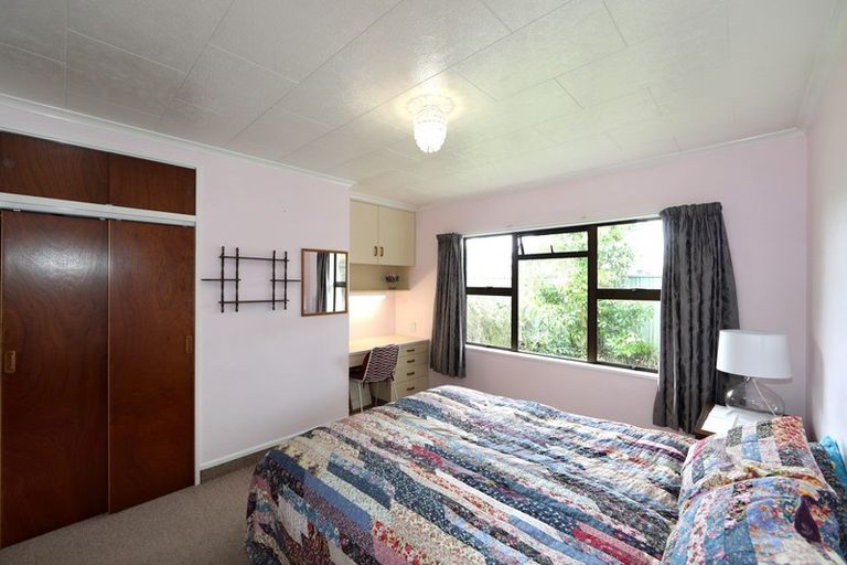 Photo of property in 243a Warwick Road, Mayfair, Hastings, 4122