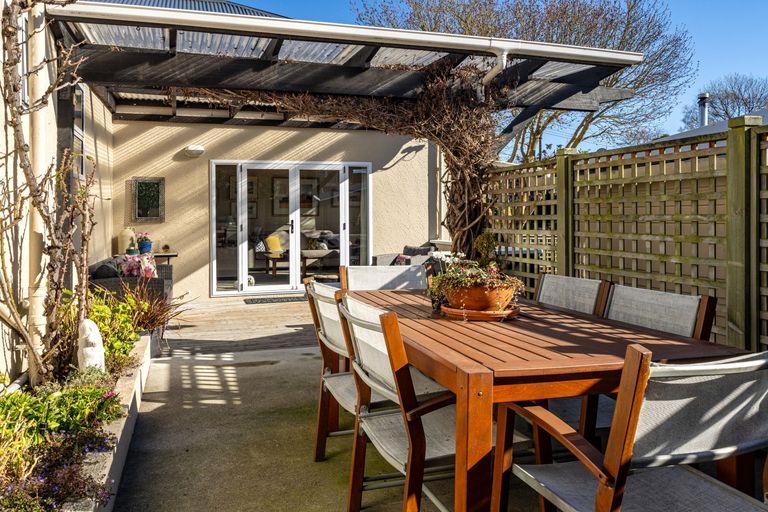 Photo of property in 5 Sutter Street, Seaview, Timaru, 7910