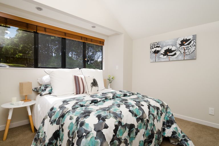 Photo of property in 81 Stoney Creek Drive, Waitakere, Henderson, 0782