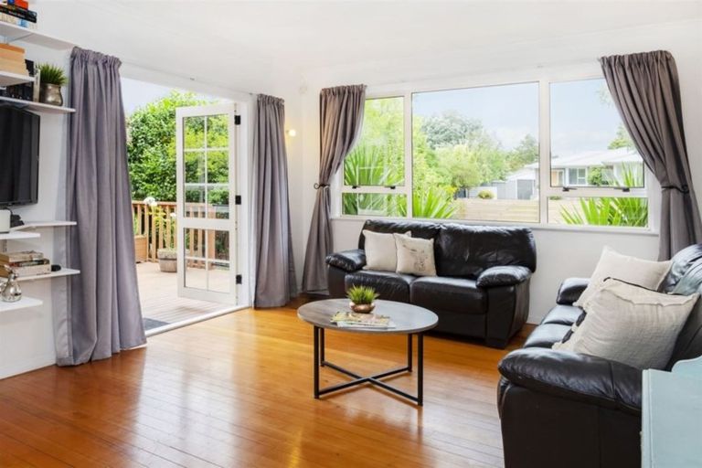 Photo of property in 10 Slacks Road, Awapuni, Palmerston North, 4412