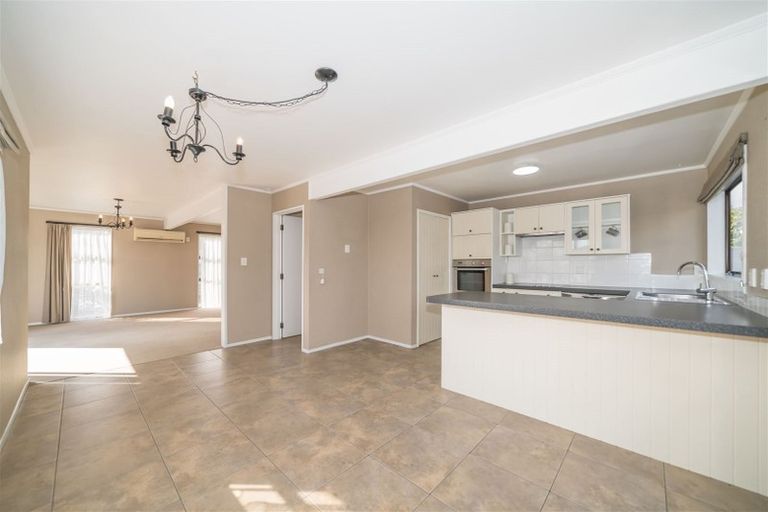 Photo of property in 9 Bruce Place, Highbury, Palmerston North, 4412