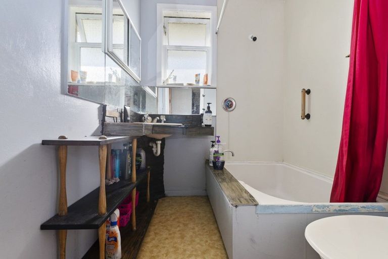 Photo of property in 4 Reeve Road, Owhata, Rotorua, 3010