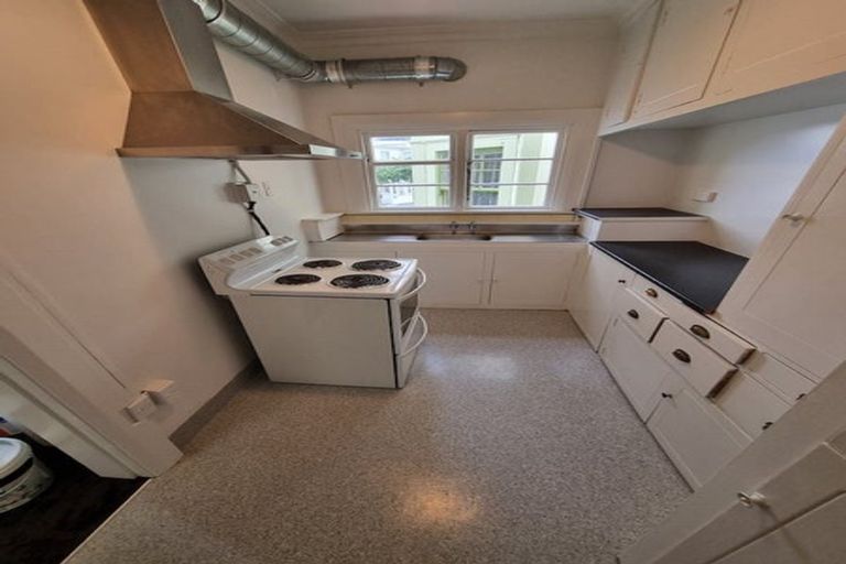 Photo of property in 4/121 Hill Street, Thorndon, Wellington, 6011