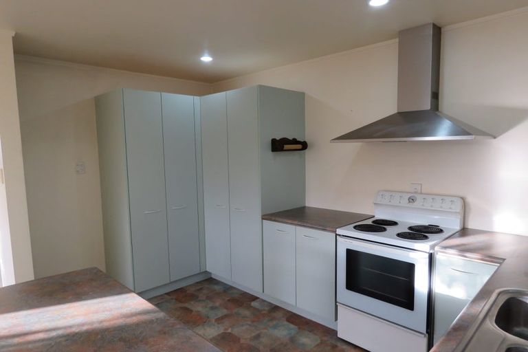 Photo of property in 4a Brandon Road, Glen Eden, Auckland, 0602