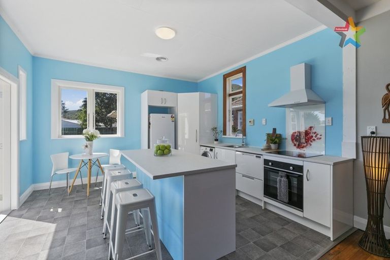 Photo of property in 34 Bell Road, Waiwhetu, Lower Hutt, 5010