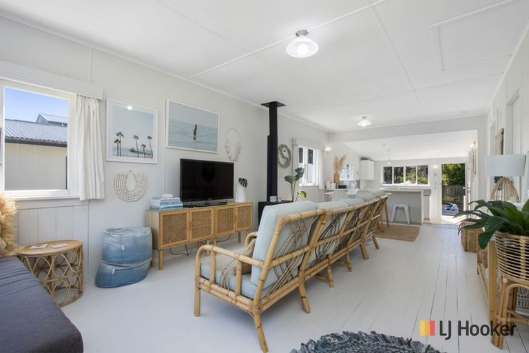 Photo of property in 18 Marine Avenue, Waihi Beach, 3611