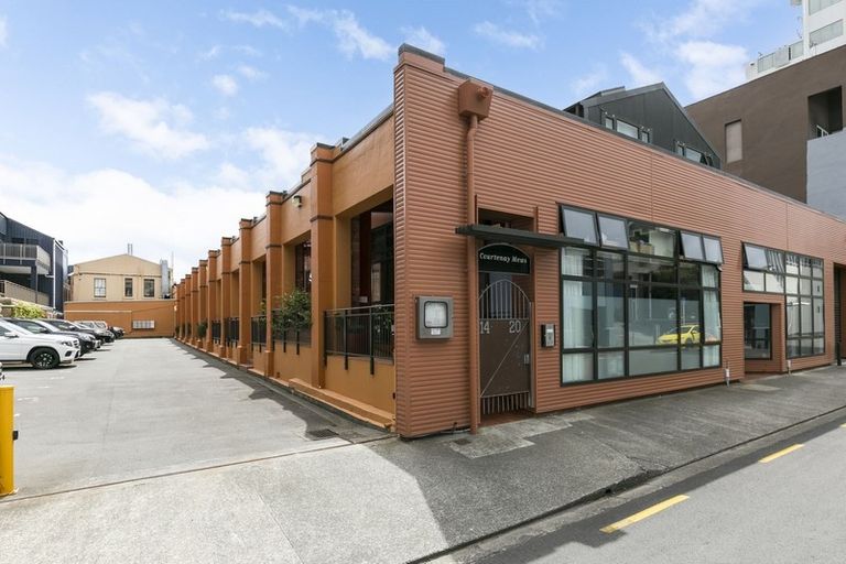 Photo of property in Courtenay Mews Apartments, 12/14 Alpha Street, Te Aro, Wellington, 6011