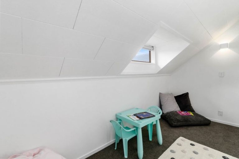 Photo of property in 10 Waitawa Place, Lynmore, Rotorua, 3010