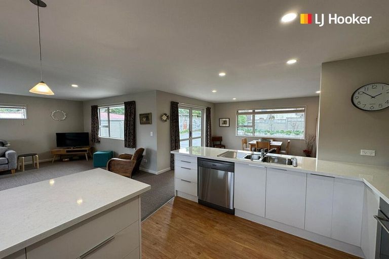 Photo of property in 58 Eglinton Road, The Glen, Dunedin, 9011