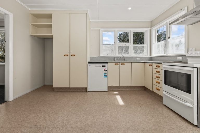 Photo of property in 11 Hereford Street, Levin, 5510