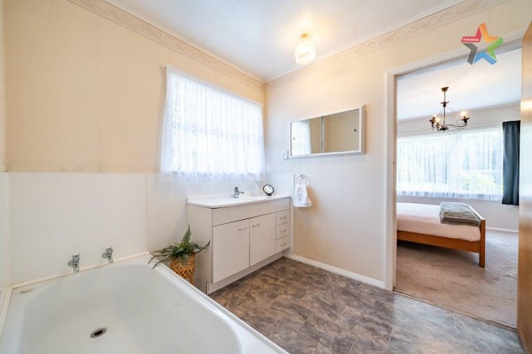 Photo of property in 29 Mcgowan Road, Wainuiomata, Lower Hutt, 5014