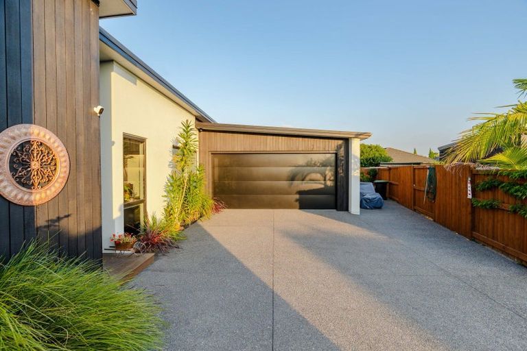 Photo of property in 57 Awatira Drive, Papamoa Beach, Papamoa, 3118