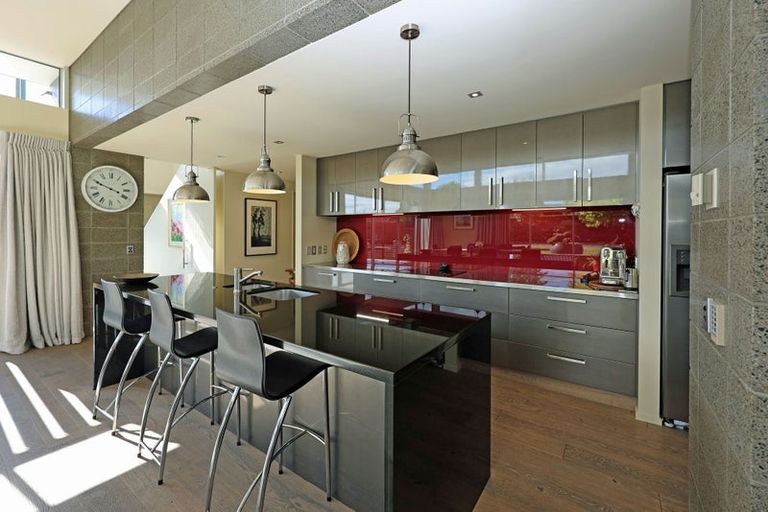 Photo of property in 141 Awamoa Road, Holmes Hill, Oamaru, 9401