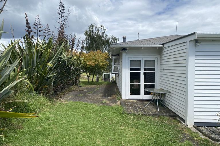 Photo of property in 3 Church Street, Swanson, Auckland, 0612