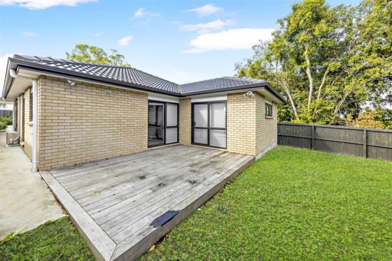 Photo of property in 10a Kendall Court, Wattle Downs, Auckland, 2103