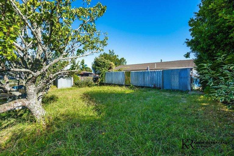 Photo of property in 121 Settlement Road, Papakura, 2110