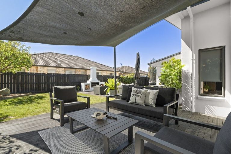 Photo of property in 10 Koro Mews, Papamoa Beach, Papamoa, 3118