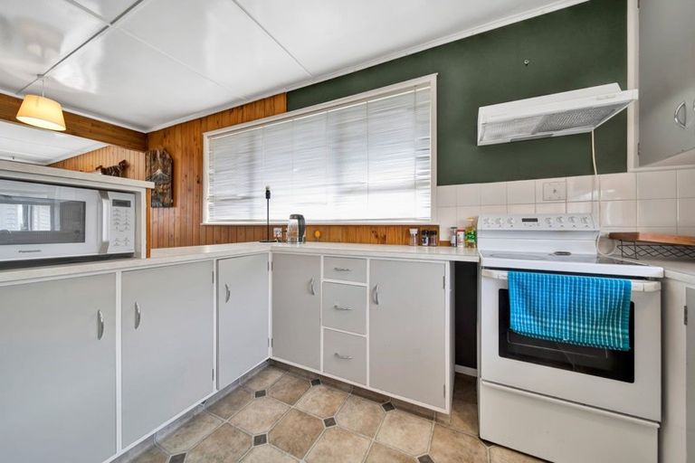 Photo of property in 23 Pacey Avenue, Hawera, 4610