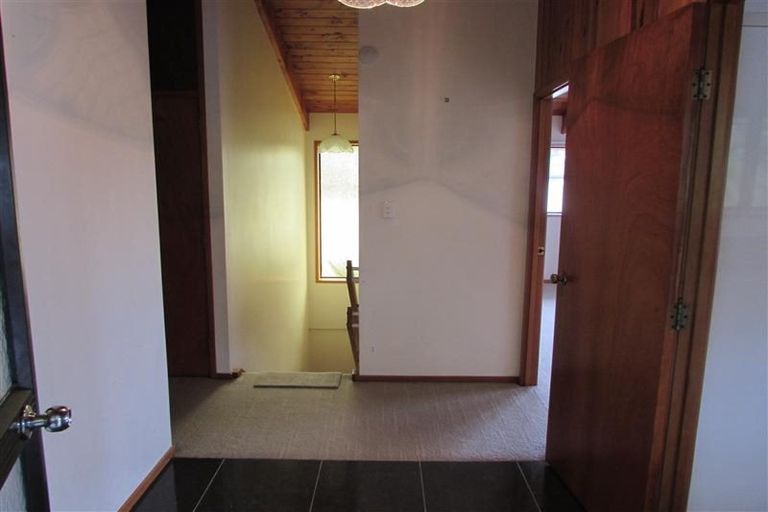 Photo of property in 38 Archers Road, Glenfield, Auckland, 0629