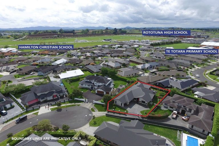 Photo of property in 11 Johnnybro Place, Rototuna North, Hamilton, 3210