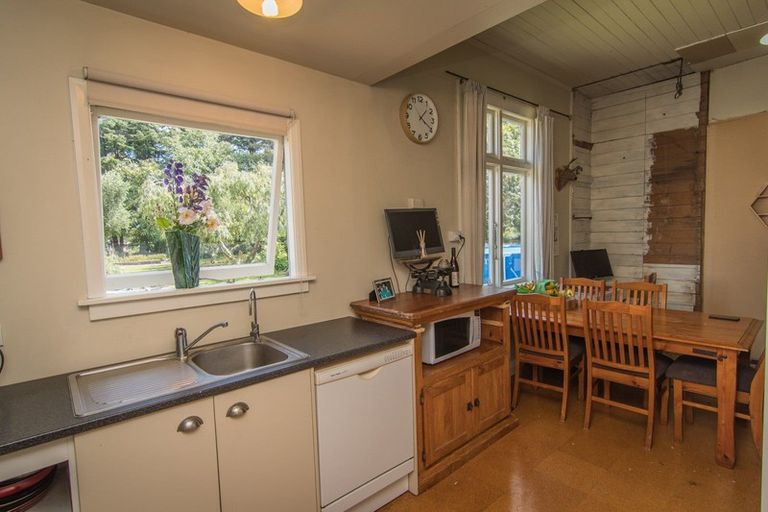 Photo of property in 381 Pareora River Road, Saint Andrews, Timaru, 7972