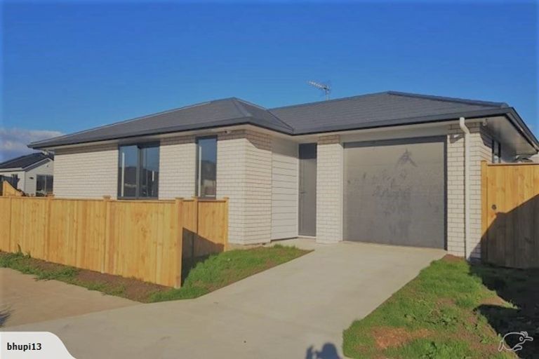 Photo of property in 51 Tawhiti Road, Pukekohe, 2120