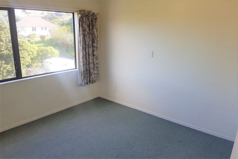Photo of property in 6 Morere Street, Titahi Bay, Porirua, 5022
