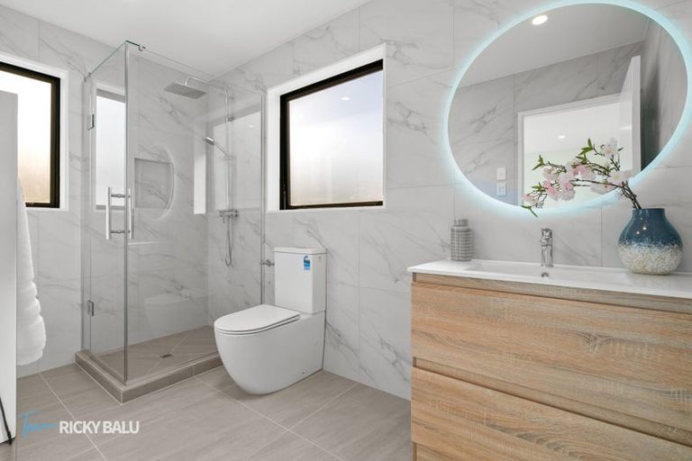 Photo of property in 18c Domain Road, Weymouth, Auckland, 2103