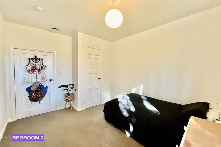 Photo of property in 6 Armstrong Avenue, Saint Martins, Christchurch, 8022