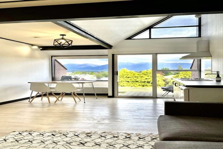 Photo of property in 3 Burnby Place, Te Anau, 9679