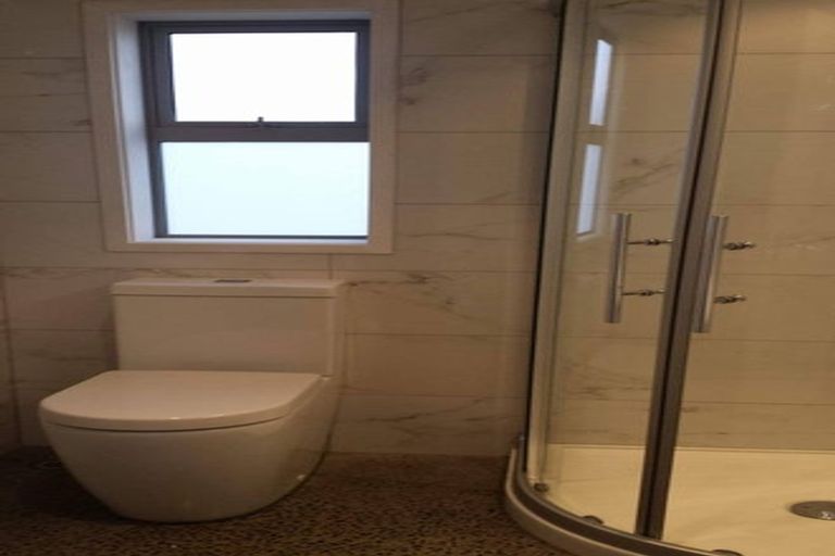 Photo of property in 2 Taiaroa Street, Strathmore Park, Wellington, 6022