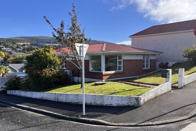 Photo of property in 61 Walton Street, Kaikorai, Dunedin, 9010