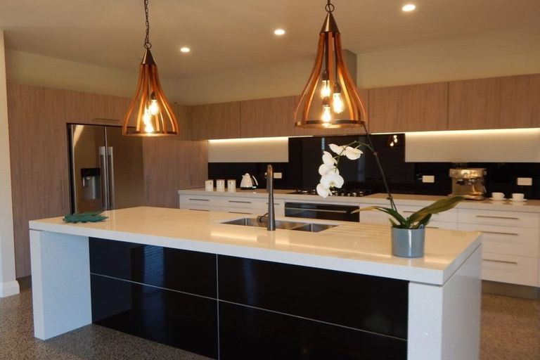 Photo of property in 2 Puriri Park Lane, Waipapa, 0230