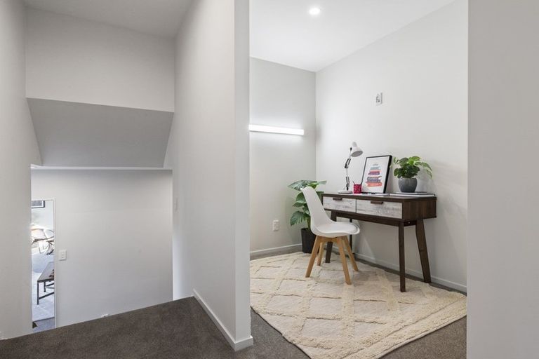 Photo of property in 42 Arana Drive, Karaka, Drury, 2578